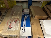 Ca. 15x badkamer/sanitair accessoires en toebehoren w.o. alterna, artemide, eleganta, geesa - afbeelding 5 van  8