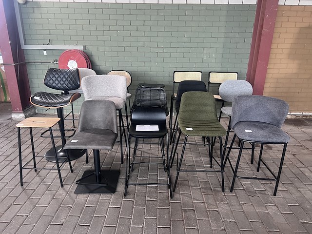 Ca. 15x barkrukken, diverse merken - afbeelding 1 van  16