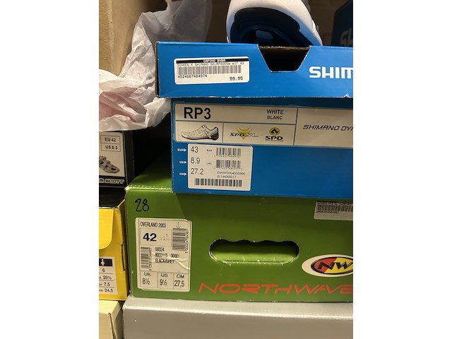Ca. 15x diverse fietsschoenen w.o. shimano, agu, north wave - afbeelding 4 van  7