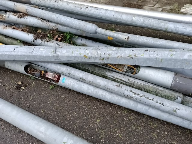 Ca. 15x diverse (licht) masten - afbeelding 4 van  9