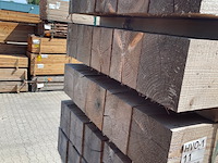 Ca. 15x douglas balken fijnbezaagd, 200x200mm, lengte 300cm - afbeelding 3 van  3