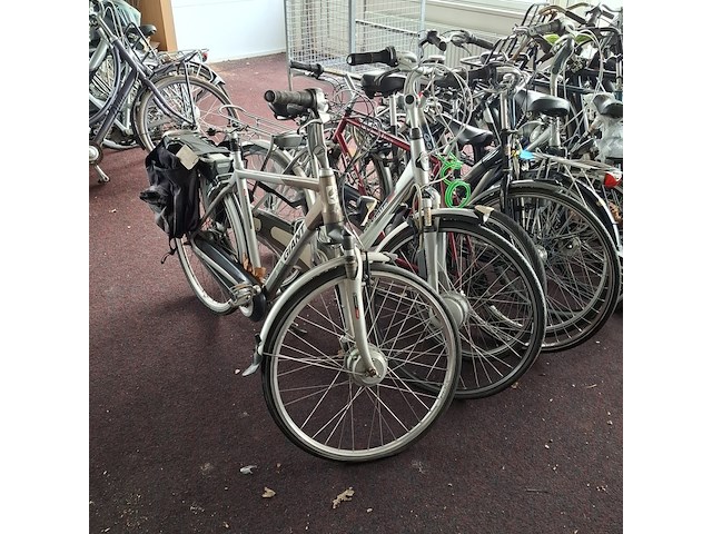 Ca. 15x fiets, o.a. gazelle en giant - afbeelding 7 van  12