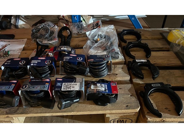 Ca. 15x fietsslot axa, abus - afbeelding 1 van  7