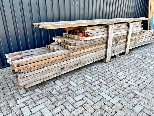 Ca. 15x houten gordingen - afbeelding 1 van  5