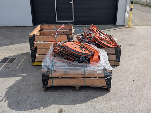 Ca. 15x industriële slanghaspel, nederman, incl. gasdrukregelaarsets - afbeelding 1 van  10