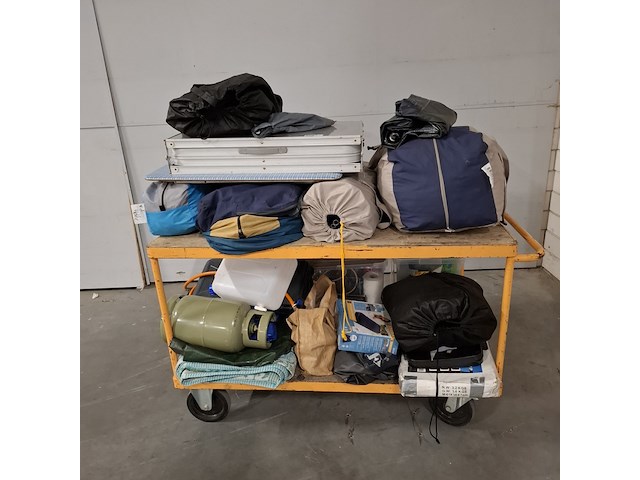 Ca. 15x kampeerartikelen – tent, campinguitrusting, kookgerei, accessoires & meer - afbeelding 17 van  25