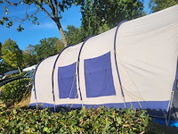 Ca. 15x kampeerartikelen – tent, campinguitrusting, kookgerei, accessoires & meer - afbeelding 21 van  25