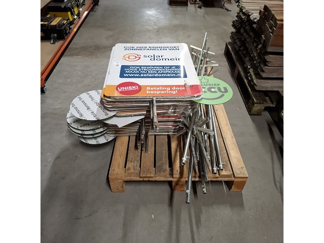 Ca. 15x makelaarsbord - afbeelding 1 van  6