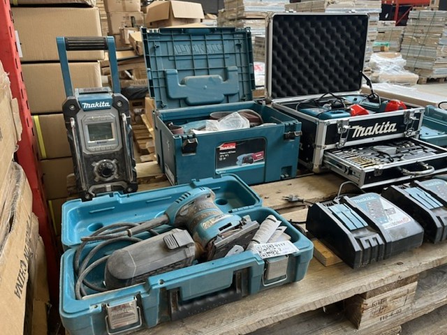 Ca. 15x makita gereedschap, accessoires en toebehoren - afbeelding 8 van  15