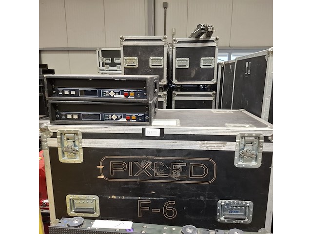 Ca. 15x modulair ledscherm, pixled, f-6 - afbeelding 9 van  10