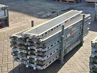 Ca. 15x o-roostervloer, layher, allround | 257x32 cm, in transportbok - afbeelding 4 van  7