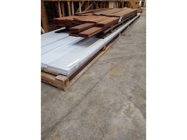 Ca. 15x red cedar boeidelen, red cedar - afbeelding 2 van  5