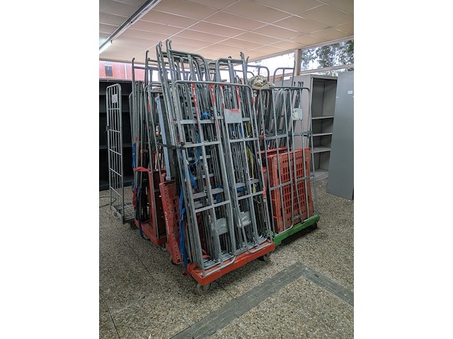 Ca. 15x rolcontainer - afbeelding 1 van  4