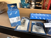 Ca. 15x sanitair/badkamer accessoires en toebehoren, w.o. grohe, hansgrohe - afbeelding 8 van  11