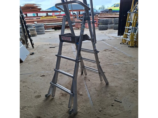 Ca 15x werktrap met bordes, o.a. stradbally - afbeelding 6 van  10