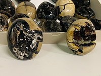 Ca. 15x wilde septarie geodes (handsteen) - afbeelding 2 van  8