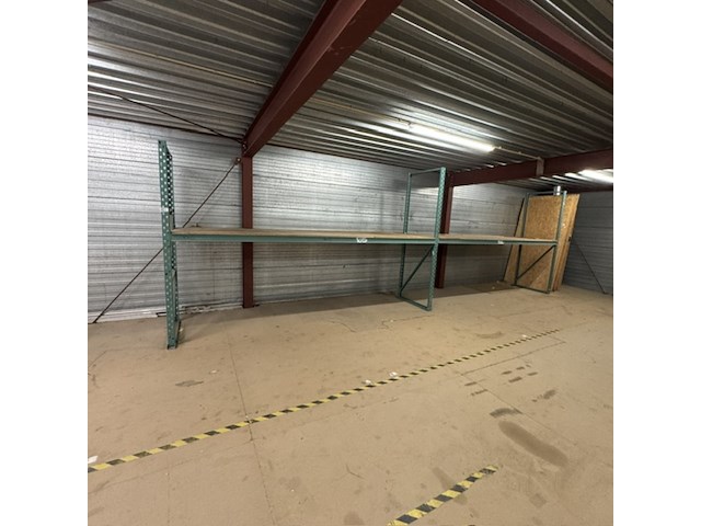 Ca. 16 meter grootvakstelling en divers gedemonteerde stellingen hovuma, groen - afbeelding 1 van  7