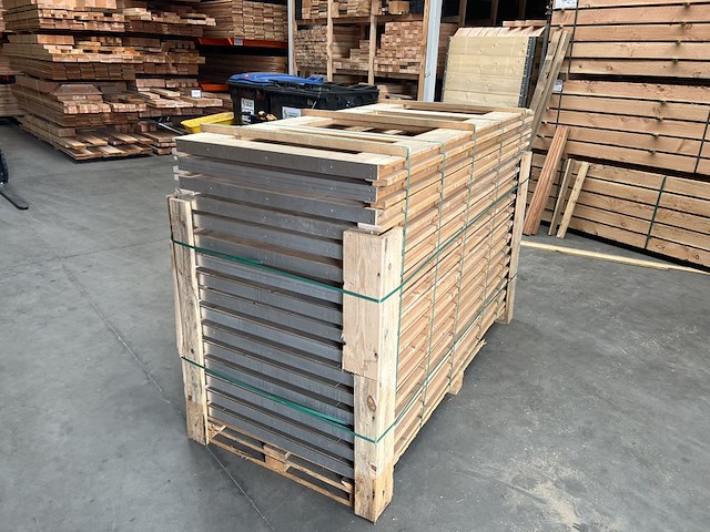 Ca. 16 vuren deurkozijn 90 x 200 cm met plexiglas - afbeelding 4 van  5