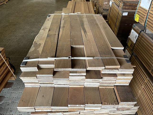 Ca. 160x ipé planken geschaafd country grade, 21x120mm, lengte 6/95cm, 56/125cm, 98/155cm - afbeelding 1 van  3
