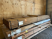 Ca. 167x guyana teak latten geschaafd, 27x40mm, lengte 18/335cm, 83/365cm, 66/395cm - afbeelding 2 van  3