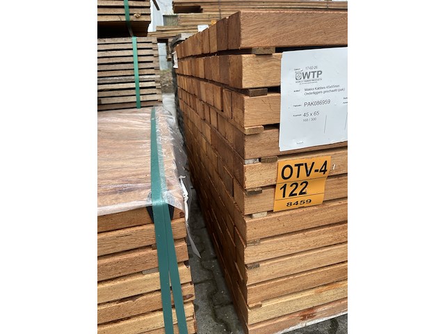 Ca. 168x angelim pedra regels geschaafd, 45x65mm, lengte 300cm - afbeelding 3 van  3