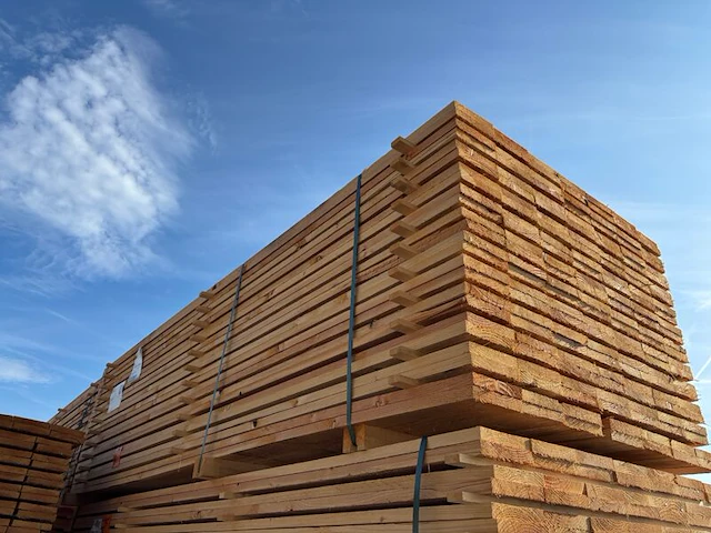 Ca. 168x douglas planken fijnbezaagd, 25x150mm, lengte 300cm - afbeelding 4 van  4