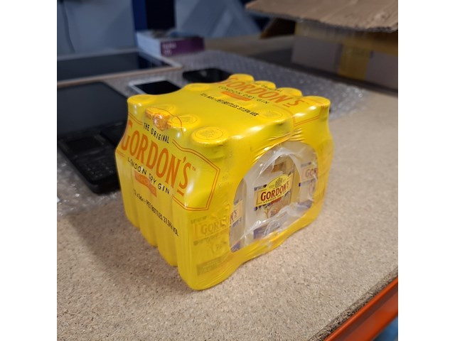 Ca. 168x london dry gin, alexander gordon & co - afbeelding 3 van  4