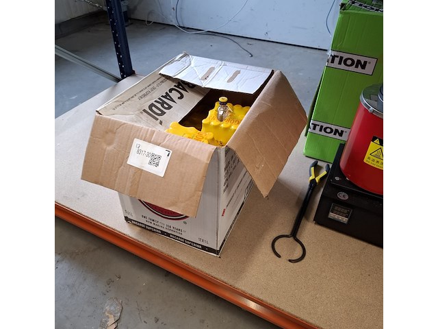 Ca. 168x london dry gin, alexander gordon & co - afbeelding 4 van  4