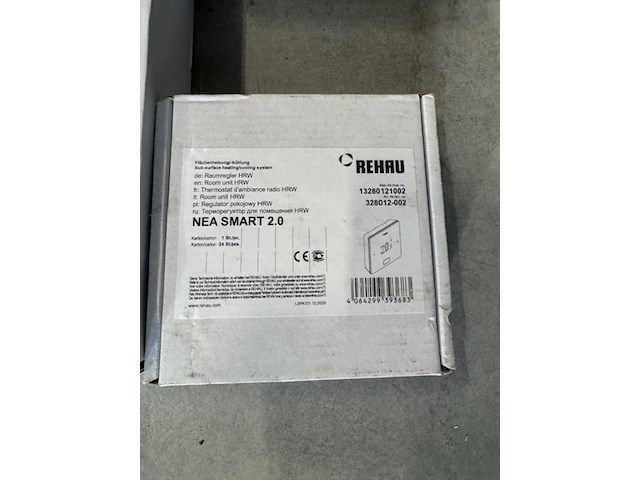 Ca. 16x actuator, zoneregeling, trafo en thermostaat rehau, nea smart 2.0 - afbeelding 2 van  8