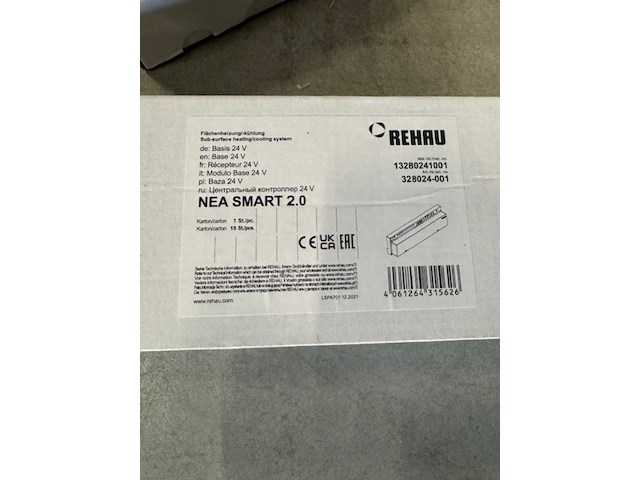 Ca. 16x actuator, zoneregeling, trafo en thermostaat rehau, nea smart 2.0 - afbeelding 3 van  8