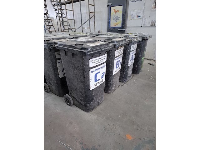 Ca 16x afvalcontainer - afbeelding 2 van  3