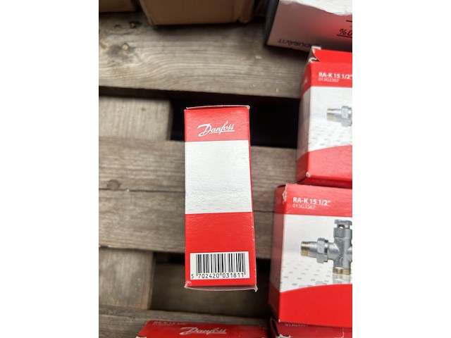 Ca. 16x danfoss thermostatische radiatorventielen en cv-koppelingen - afbeelding 6 van  7