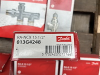 Ca. 16x danfoss thermostatische radiatorventielen en cv-koppelingen - afbeelding 7 van  7
