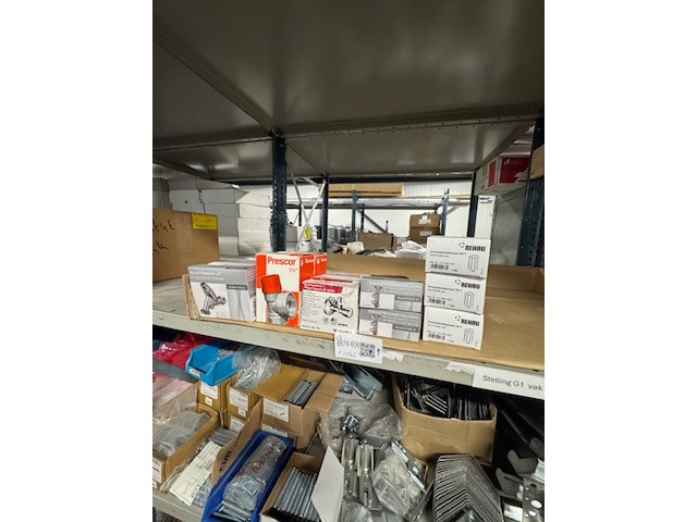 Ca. 16x diverse kraan - afbeelding 1 van  9