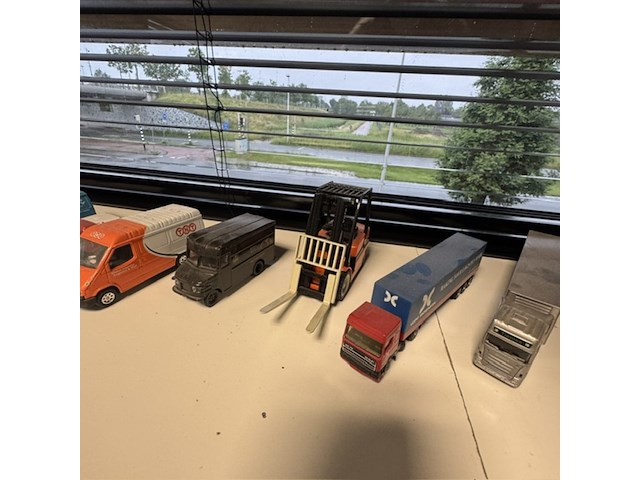 Ca. 16x diverse miniatuurautos - afbeelding 4 van  6