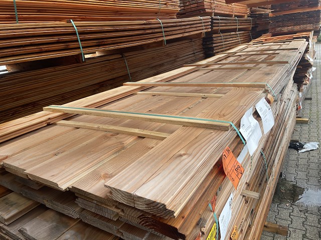 Ca. 16x douglas wisselsponning, 18x190mm, lengte 500cm - afbeelding 1 van  3