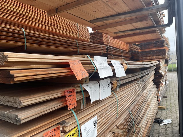 Ca. 16x douglas wisselsponning, 18x190mm, lengte 500cm - afbeelding 2 van  3