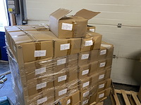 Ca. 16x dozen a 5500 ldpe zakjes met plakstrip