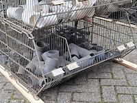 Ca. 16x draadmand met divers pvc materiaal en ijzerwaar - afbeelding 35 van  52