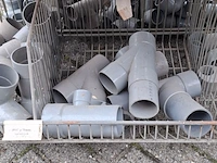 Ca. 16x draadmand met divers pvc materiaal en ijzerwaar - afbeelding 37 van  52