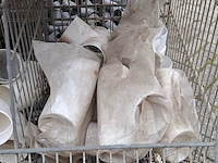 Ca. 16x draadmand met divers pvc materiaal en ijzerwaar - afbeelding 39 van  52