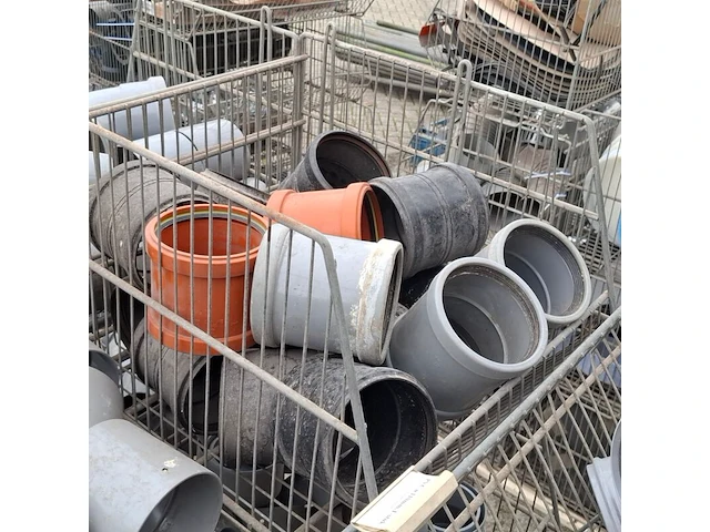 Ca. 16x draadmand met divers pvc materiaal - afbeelding 2 van  22