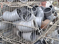 Ca. 16x draadmand met divers pvc materiaal - afbeelding 8 van  22