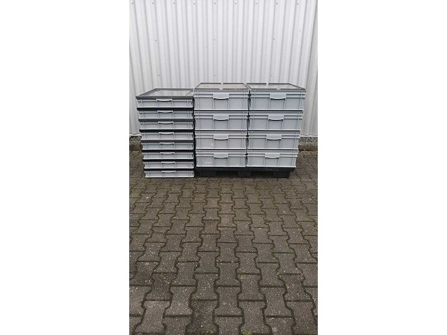 Ca. 16x grote bakken met deksel, engels, grijs / chroom - afbeelding 2 van  4