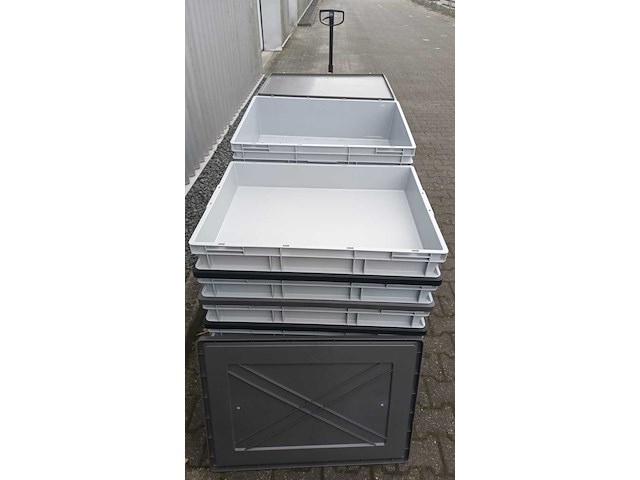 Ca. 16x grote bakken met deksel, engels, grijs / chroom - afbeelding 3 van  4