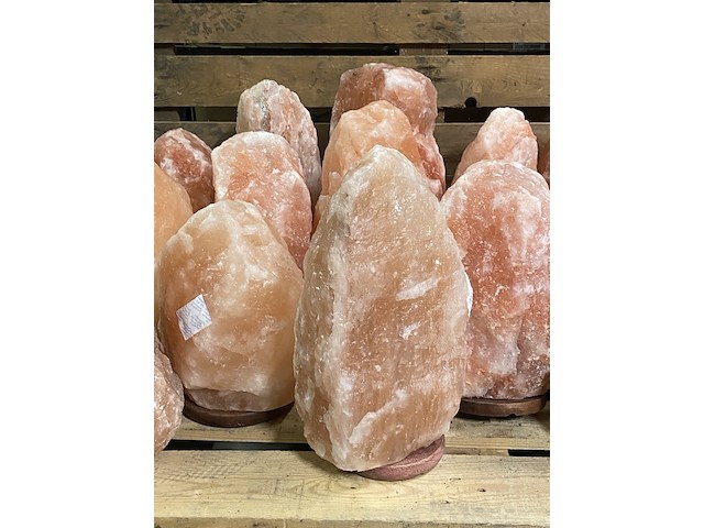 Ca. 16x himalaya zoutlampen met houten voet - afbeelding 5 van  9