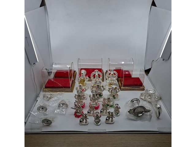 Ca. 16x indiase god beelden en 6x figuur - afbeelding 1 van  23