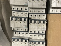Ca. 16x installatieautomaat siemens - afbeelding 4 van  18