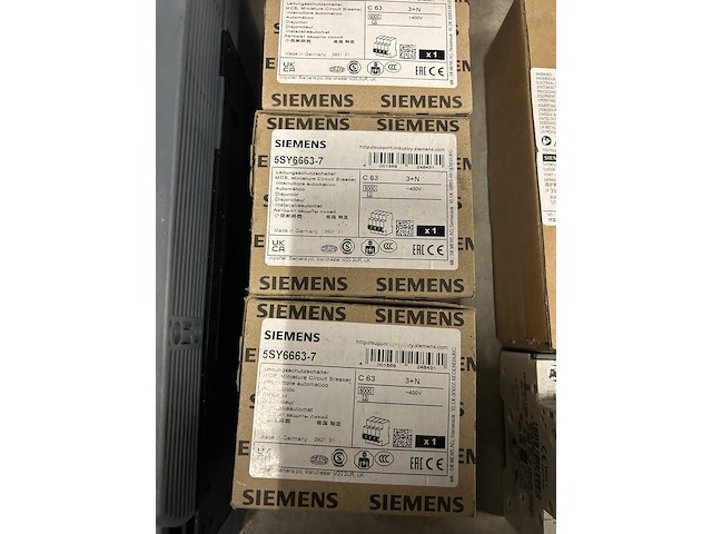 Ca. 16x installatieautomaat siemens - afbeelding 15 van  18