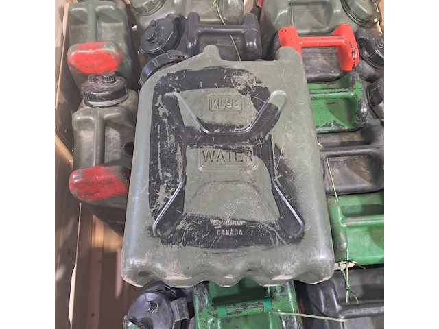 Ca. 16x jerrycan - afbeelding 2 van  3